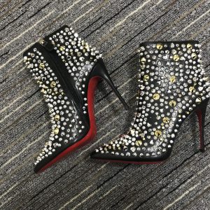 Christian Louboutin So Full Kate Bottines 100 mm Cloutées Cuir Noir