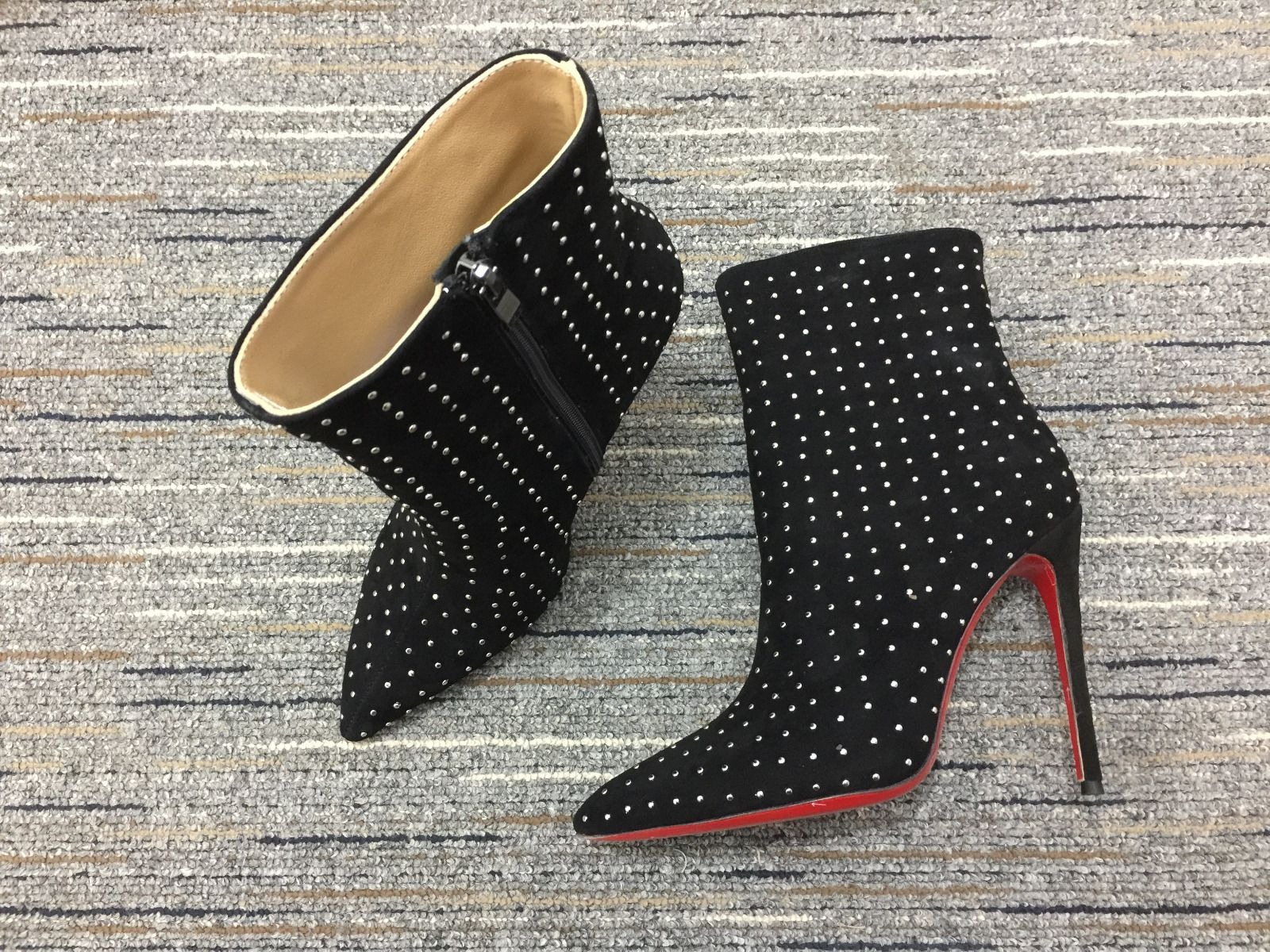 Christian Louboutin So Kate Booty Plume Bottes 100 mm Strass et Daim Noir – Image 4