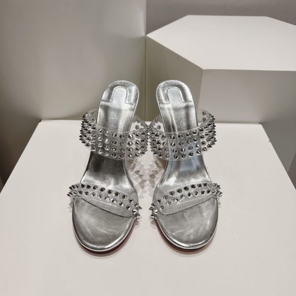 Christian Louboutin Spike Only 105mm PVC et Sandales en Cuir Argenté – Image 3
