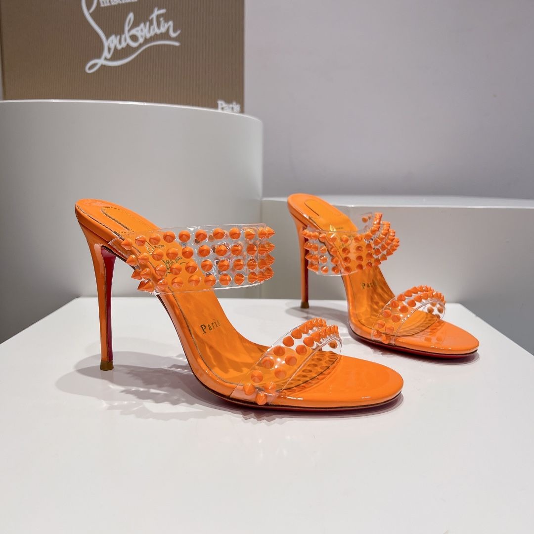 Christian Louboutin Spike Only 105mm PVC et Sandales en Cuir Verni Orange