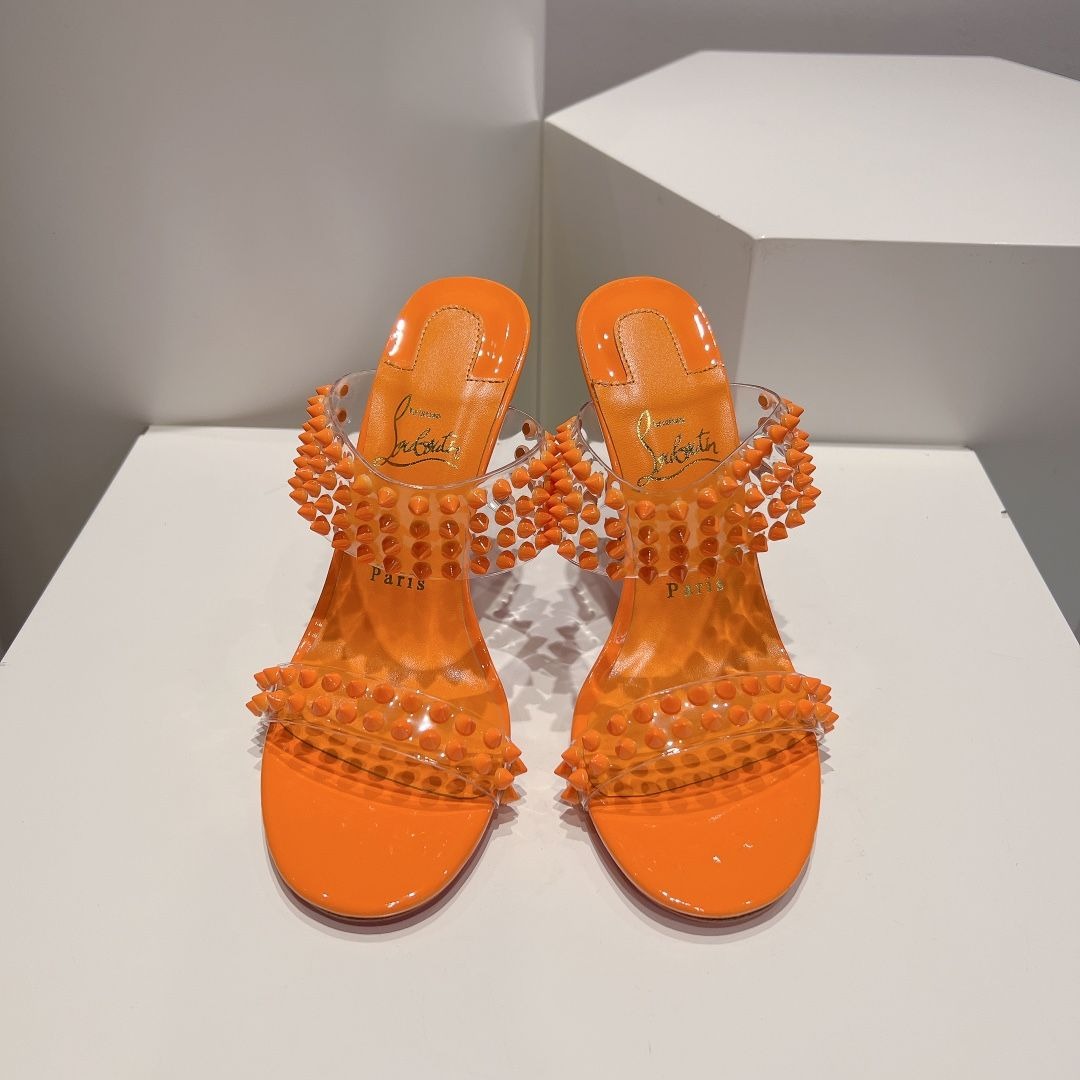 Christian Louboutin Spike Only 105mm PVC et Sandales en Cuir Verni Orange – Image 3