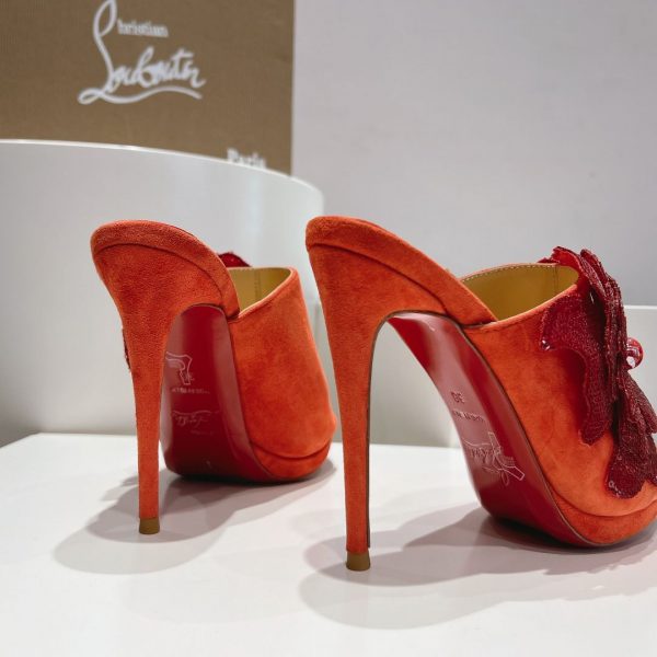 Christian Louboutin Mules Submuline 100 mm en daim orange – Image 2