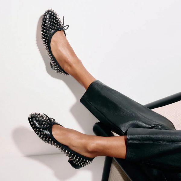 Christian Louboutin Sweetie Jane Spikes Ballerines en Cuir Nappa Noir – Image 5