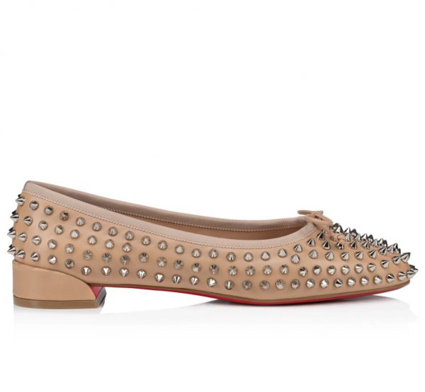 Christian Louboutin Sweetie Jane Spikes Ballerines en Cuir Nappa Beige Blush – Image 2