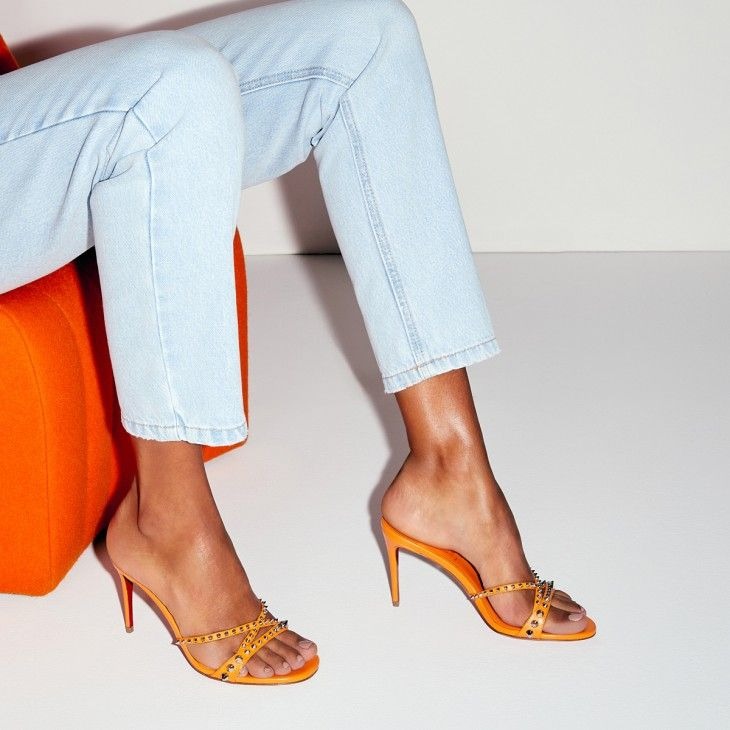 Christian Louboutin Tatoosh Spikes 85 mm Mules Cuir Kid et Clous Hibiscus – Image 5