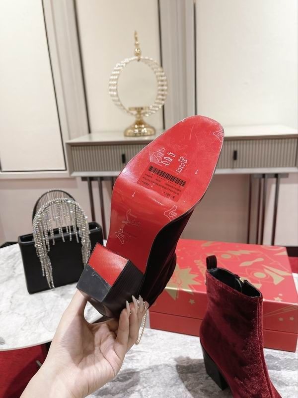 Christian Louboutin Bottines Zip 70mm avec Chaîne Velours Bourgogne – Image 5