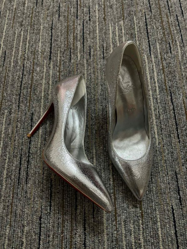 Christian Louboutin Kate Escarpins 85 mm Cuir Grainé Métallisé Argent