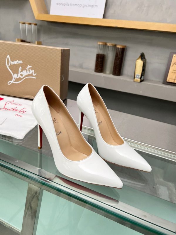 Christian Louboutin Escarpins Kate 105 mm Cuir Verni Blanc
