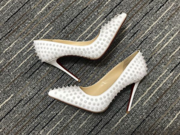 Christian Louboutin Escarpins Pigalle Spikes 100mm Cuir Nappa Blanc