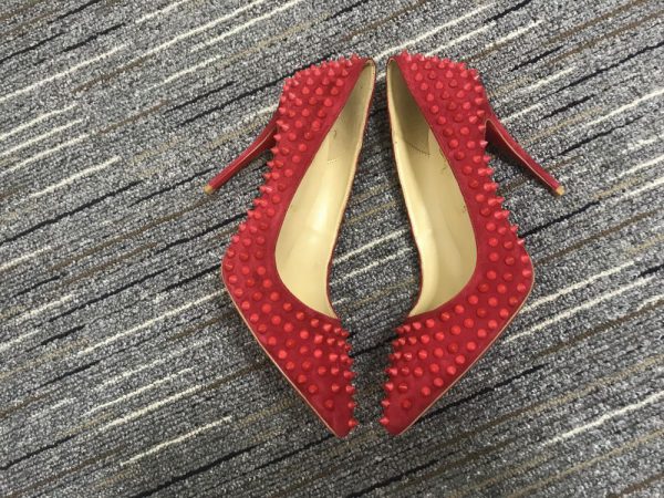 Christian Louboutin Escarpins Pigalle Spikes 100mm Veau Velours Rouge