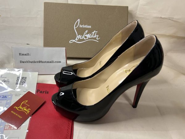 Christian Louboutin Escarpins New Very Prive 120 mm Cuir Verni Noir – Image 4