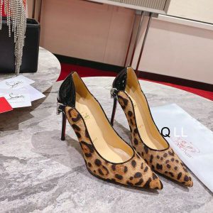 Christian Louboutin Hot Chick Escarpins 100 mm Cuir Verni et Poil de Veau Imprimé Léopard Marron