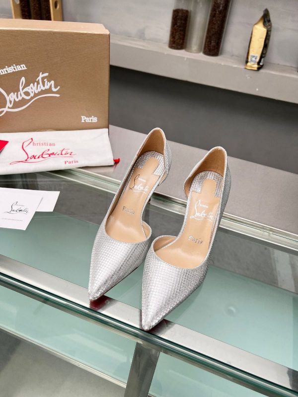 Christian Louboutin Escarpins Iriza 85mm Tissu à Paillettes Argent – Image 4