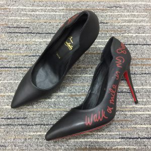 Christian Louboutin Hottie Walkie Escarpins 100 mm 'Walk a Mile' Cuir Nappa Noir