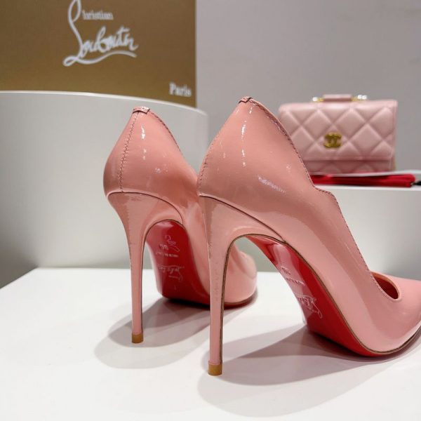 Christian Louboutin Escarpins Hot Chick 100 mm Cuir Verni Rose – Image 5
