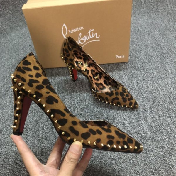 Christian Louboutin Vidura Escarpins 85 mm Daim Pony Kitty à Clous – Image 2