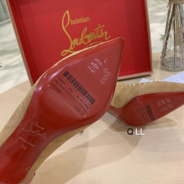 Christian Louboutin Anjalina Spike Escarpins Daim Nude – Image 2