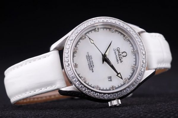 Omega Speedmaster Répliques de Haute Qualité Montres 4499 – Image 7