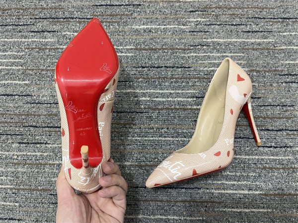 Christian Louboutin Kate Escarpins 100 mm Imprimé Loubi Cuir Verni – Image 4