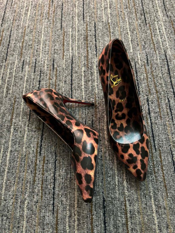 Christian Louboutin Kate Escarpins 85 mm Cuir de Veau Imprimé Léopard – Image 3