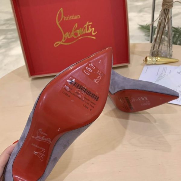 Christian Louboutin Escarpins Kate Veau Velours Fumé – Image 3