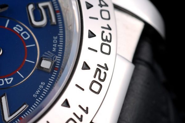 Rolex Daytona Boîtier Acier Inox Cadran Bleu Bracelet Cuir Noir – Image 8