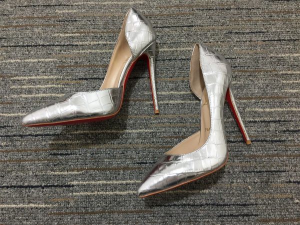 Christian Louboutin Escarpins Iriza 100mm Cuir Gaufré Crocodile Argent – Image 3