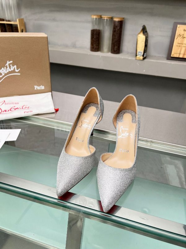 Christian Louboutin Escarpins Iriza 85mm Cuir Brillant Argent – Image 4
