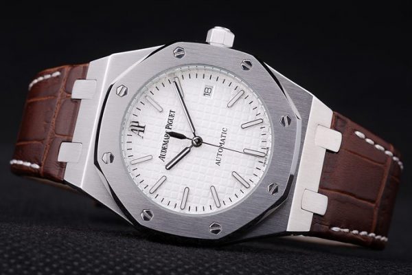 Audemars Piguet Royal Oak Répliques de Montres 3371 – Image 6