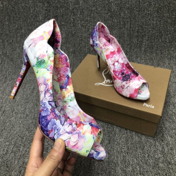 Christian Louboutin Hot Chick Escarpins 120 mm Satin Crêpe Imprimé Fleuri Multicolore – Image 3