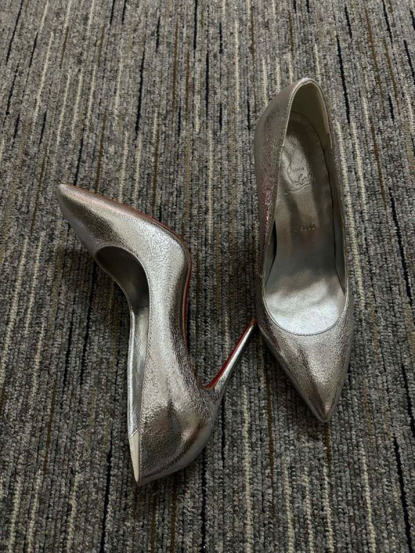 Christian Louboutin Kate Escarpins 85 mm Cuir Grainé Métallisé Argent – Image 4
