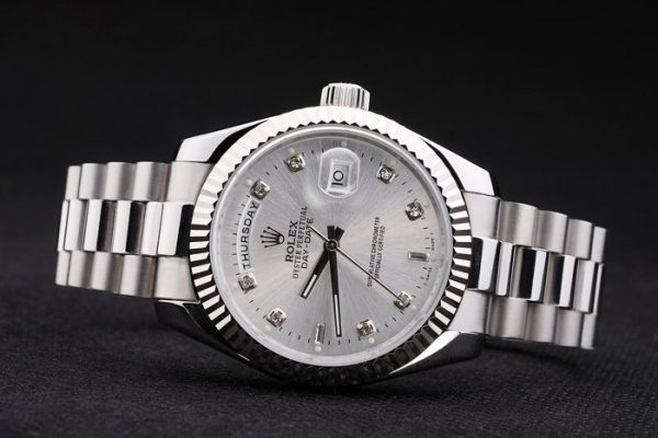 Rolex Day-Date Meilleures Répliques de Montres de Qualité 4826 – Image 4
