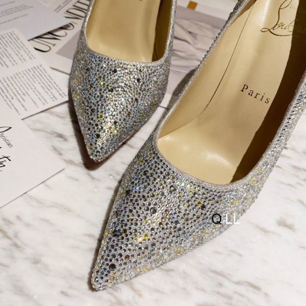 Christian Louboutin Escarpins Kate Strass Dégradé 100 mm Daim Argenté – Image 4