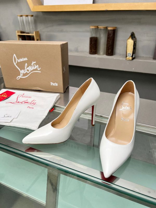 Christian Louboutin Escarpins Kate 105 mm Cuir Verni Blanc – Image 4