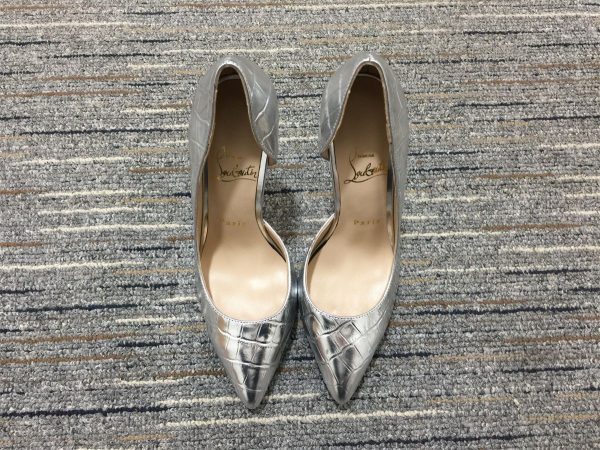 Christian Louboutin Escarpins Iriza 100mm Cuir Gaufré Crocodile Argent – Image 4