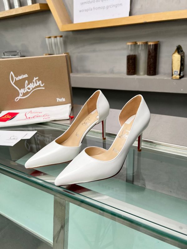 Christian Louboutin Escarpins Iriza 85mm Cuir Verni Blanc – Image 5