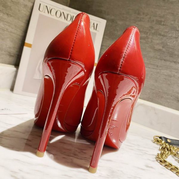 Christian Louboutin Escarpins Pigalle Plato 100mm Cuir Verni Rouge – Image 5