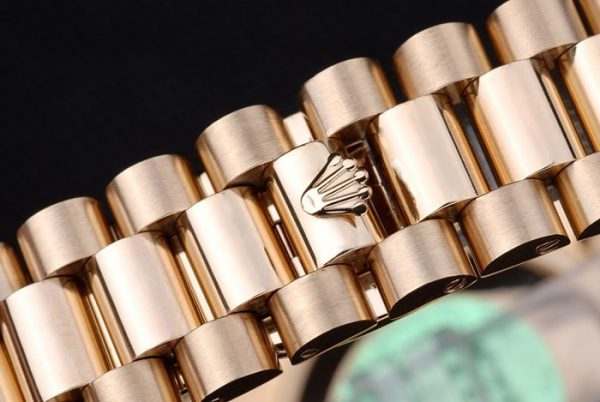 Rolex Day-Date Meilleures Répliques de Montres de Qualité 4822 – Image 5