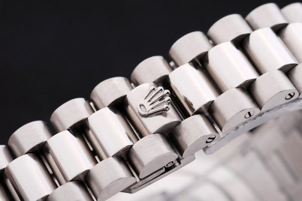 Rolex Day-Date Meilleures Répliques de Montres de Qualité 4826 – Image 3