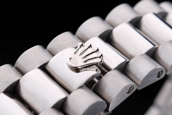Rolex Day-Date Meilleures Répliques de Montres de Qualité 4834 – Image 4