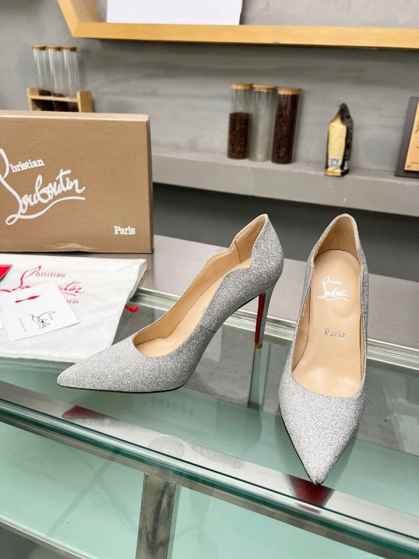 Christian Louboutin Hot Chick Escarpins 100 mm Cuir de Veau Pailleté Argent – Image 2