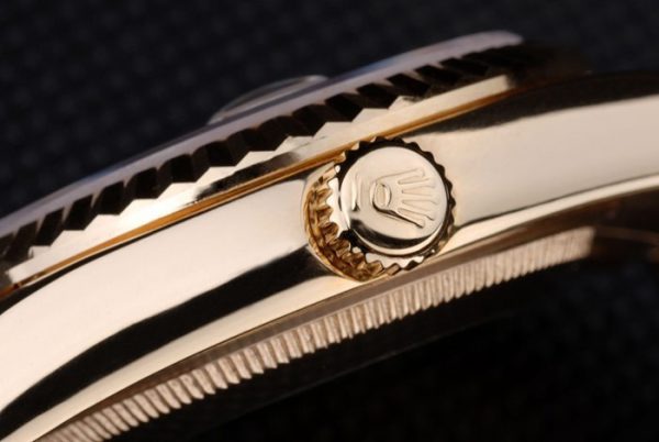 Rolex Day-Date Meilleures Répliques de Montres de Qualité 4822 – Image 4