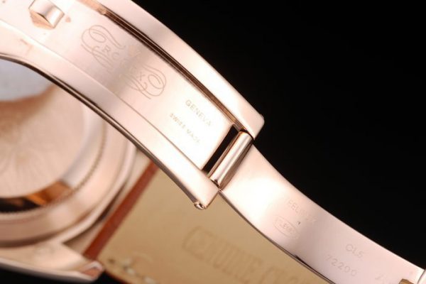 Rolex Daytona Répliques de Montres 4849 – Image 4