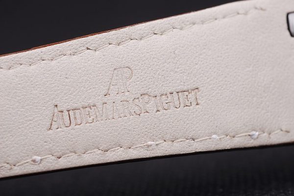 Audemars Piguet Royal Oak Répliques de Montres 3364 – Image 4