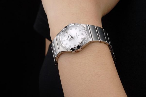 Omega Lady Constellation Lunette Incrustée de Cristaux Cadran Argenté 80291 Radial – Image 6