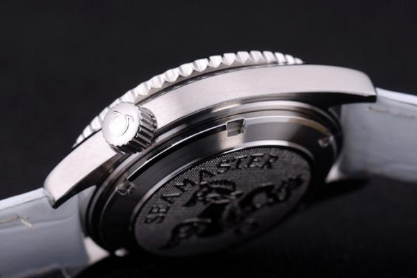 Omega Seamaster Répliques de Haute Qualité Montres 4421 – Image 2