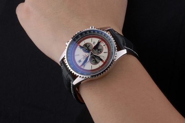 Breitling Certifiée Cadran Beige Chronographe Bracelet Cuir Noir 80177 – Image 2
