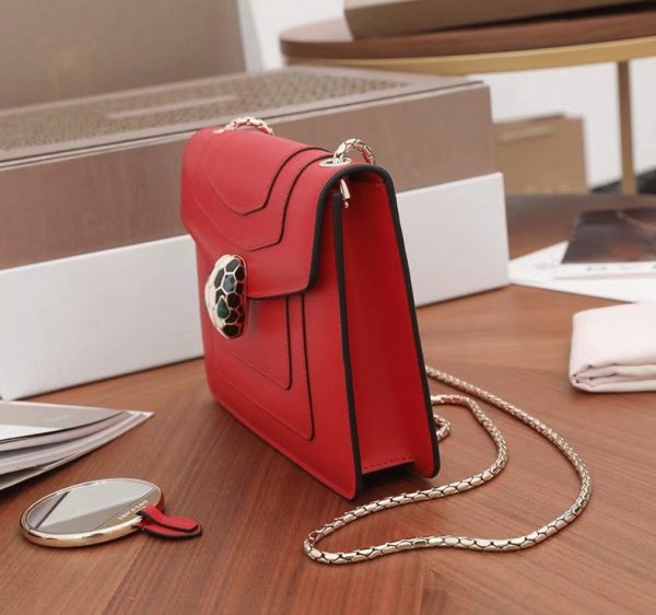 Petit sac bandoulière Bvlgari Serpenti Forever en cuir rouge – Image 2
