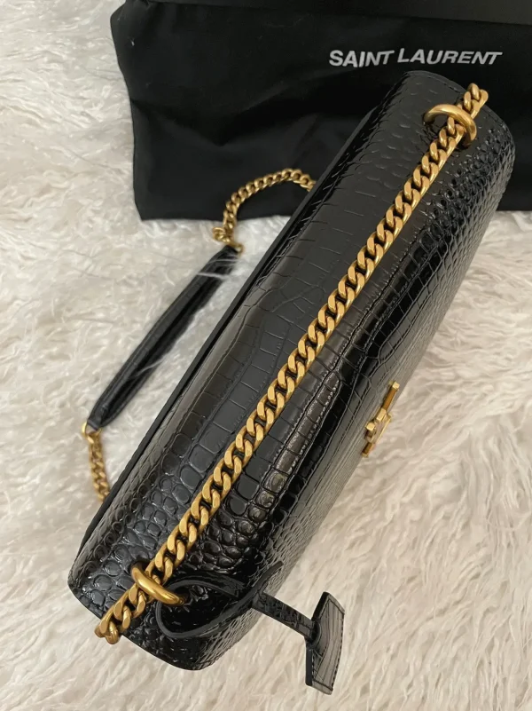 Sac Saint Laurent Sunset Medium à Chaîne en Cuir Noir Embossé Crocodile – Image 10