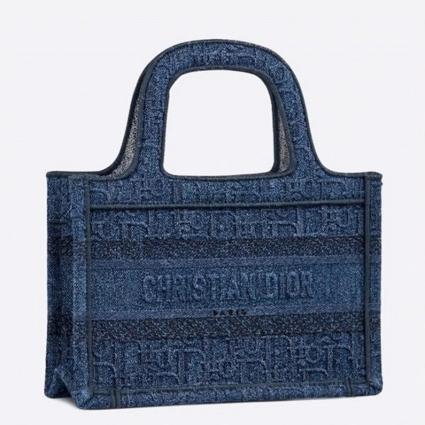 Fausse Mini Sac Dior Book Tote en bleu denim Oblique